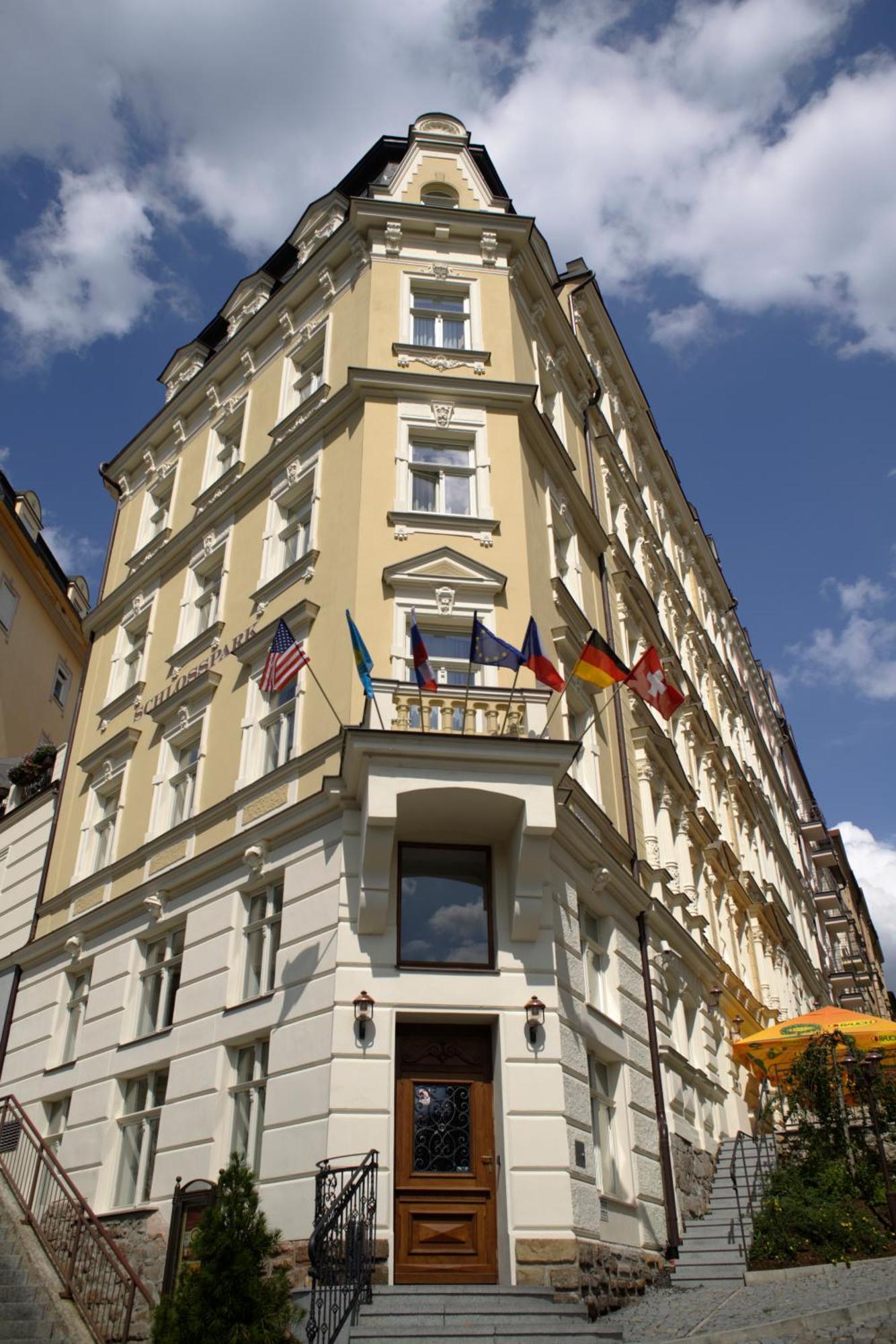 Spa Hotel Schlosspark Karlsbad Buitenkant foto
