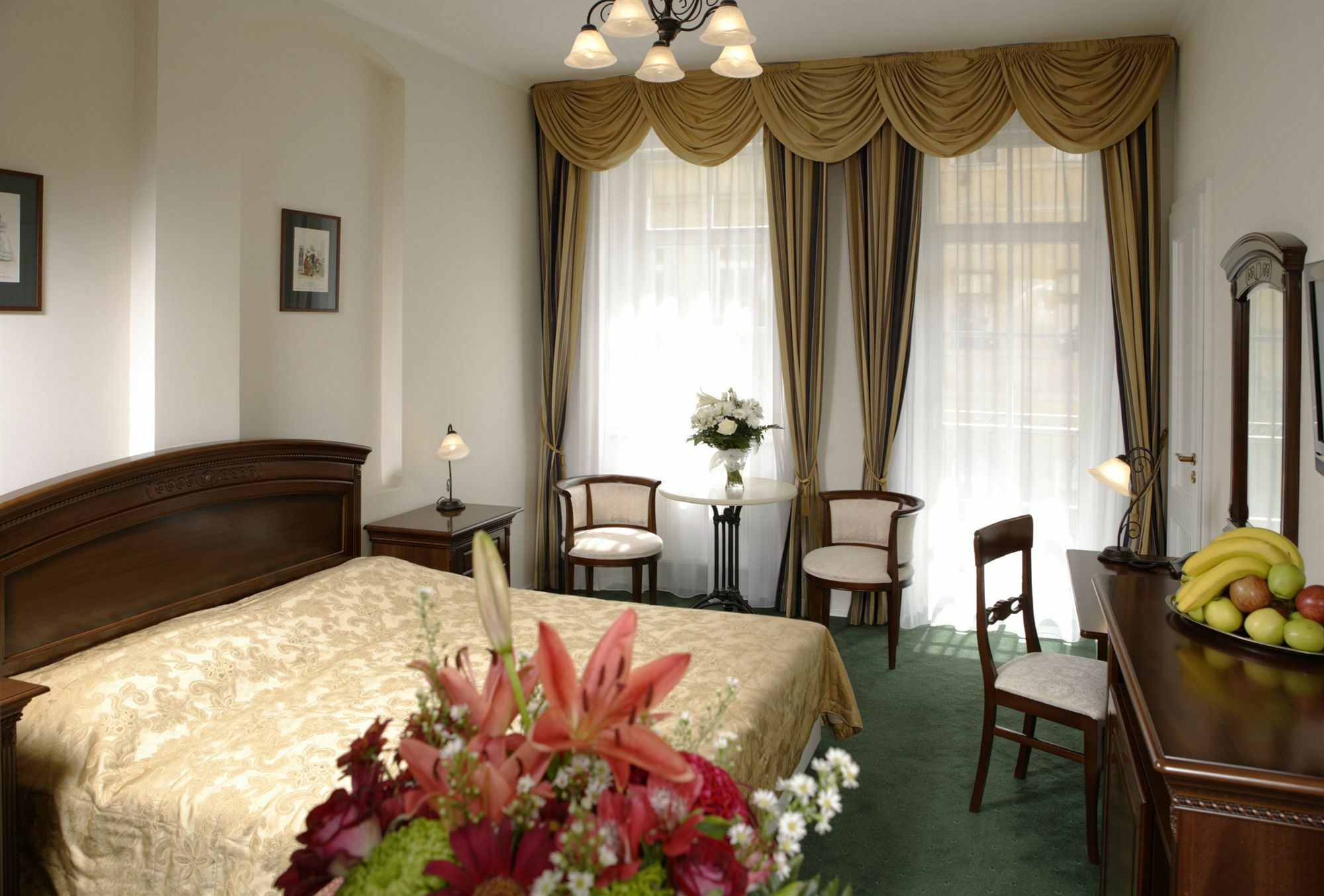Spa Hotel Schlosspark Karlsbad Buitenkant foto