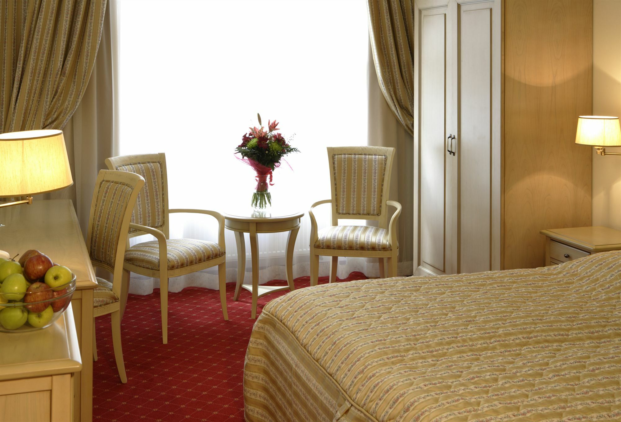 Spa Hotel Schlosspark Karlsbad Buitenkant foto